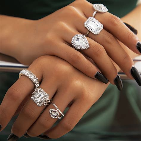 jewewlery